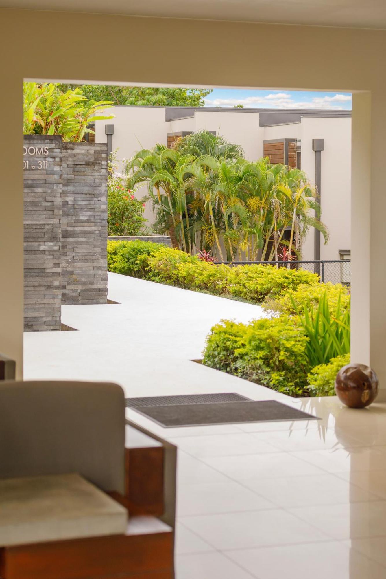 פורט וילה The Terraces Boutique Apartments מראה חיצוני תמונה