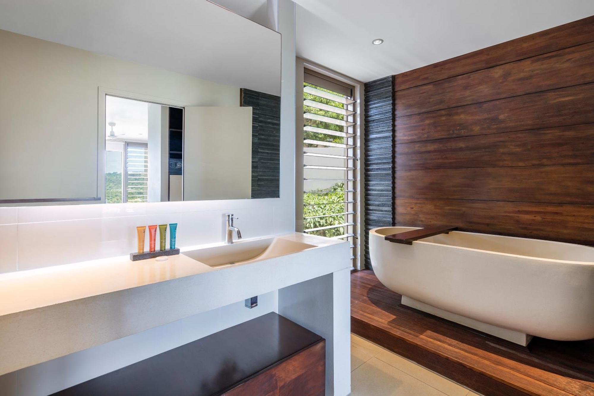 פורט וילה The Terraces Boutique Apartments מראה חיצוני תמונה