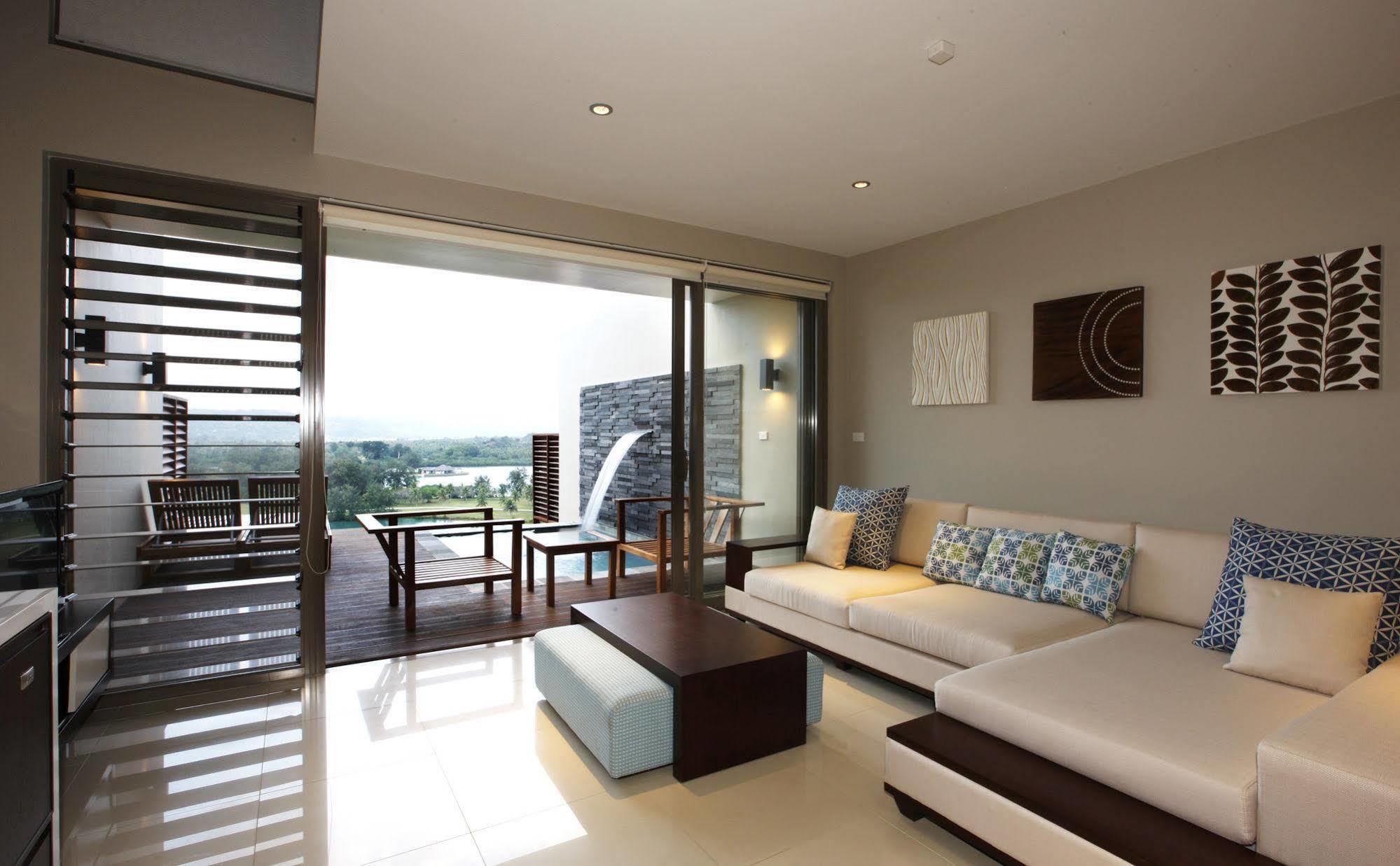 פורט וילה The Terraces Boutique Apartments מראה חיצוני תמונה